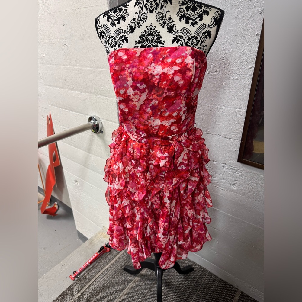 NWT White House Black Market Waterfall Print Dress Sz 8